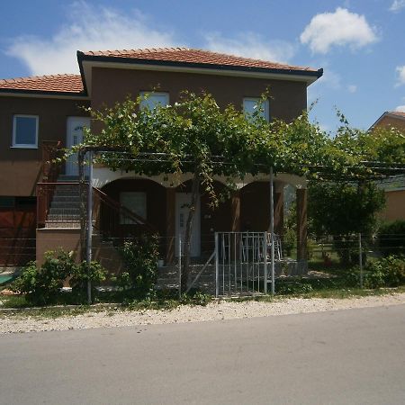 Apartman Boki 트레빈예 외부 사진