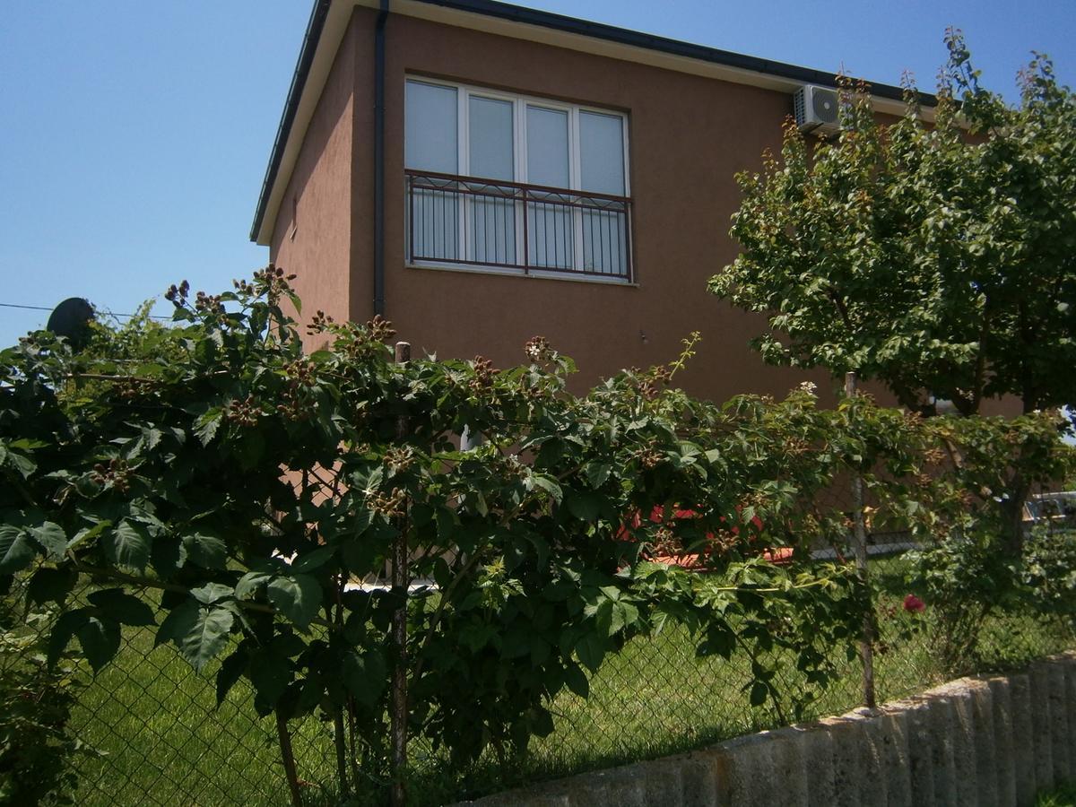 Apartman Boki 트레빈예 외부 사진